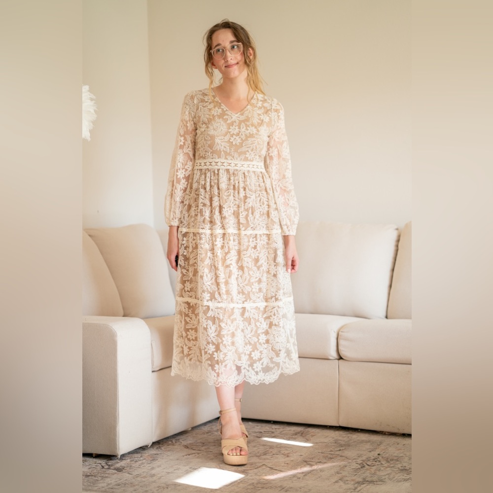 Piper and Scoot Giovanni Lace Dress